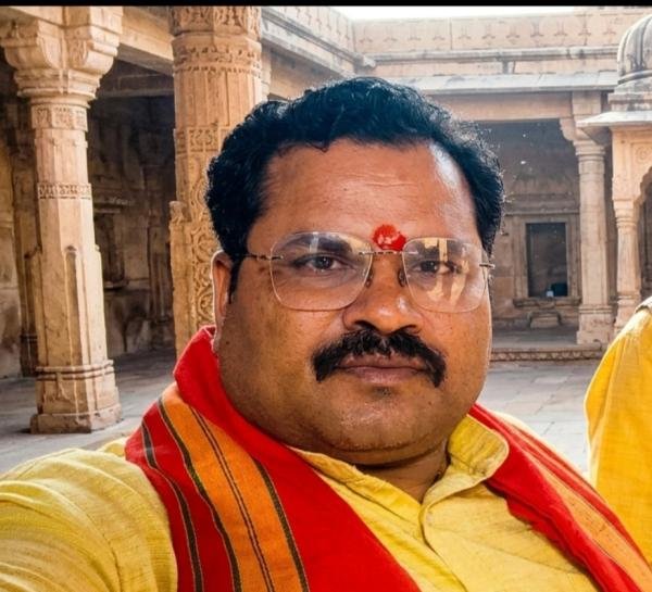 Vijay kant Tiwari